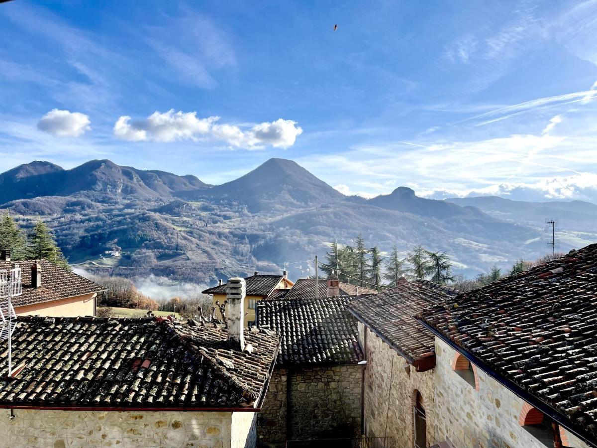 Mazzetti Country House-Vita In Campagna Con Giardino Vimignano-Chiesa Екстер'єр фото