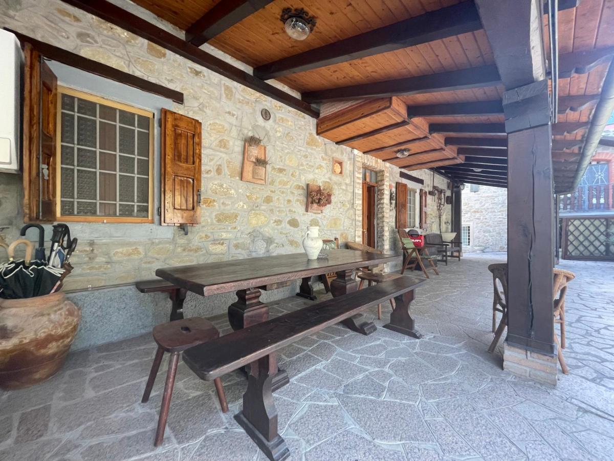 Mazzetti Country House-Vita In Campagna Con Giardino Vimignano-Chiesa Екстер'єр фото