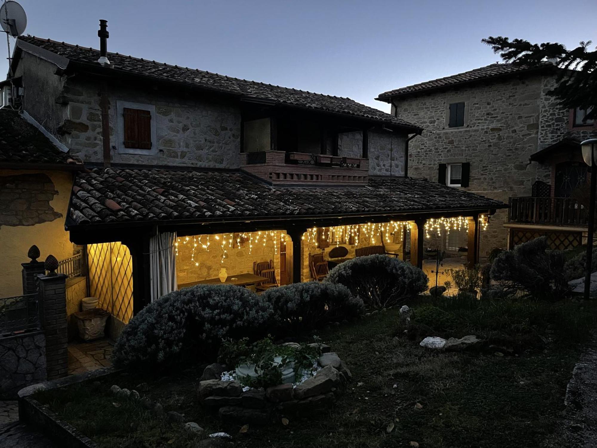Mazzetti Country House-Vita In Campagna Con Giardino Vimignano-Chiesa Екстер'єр фото