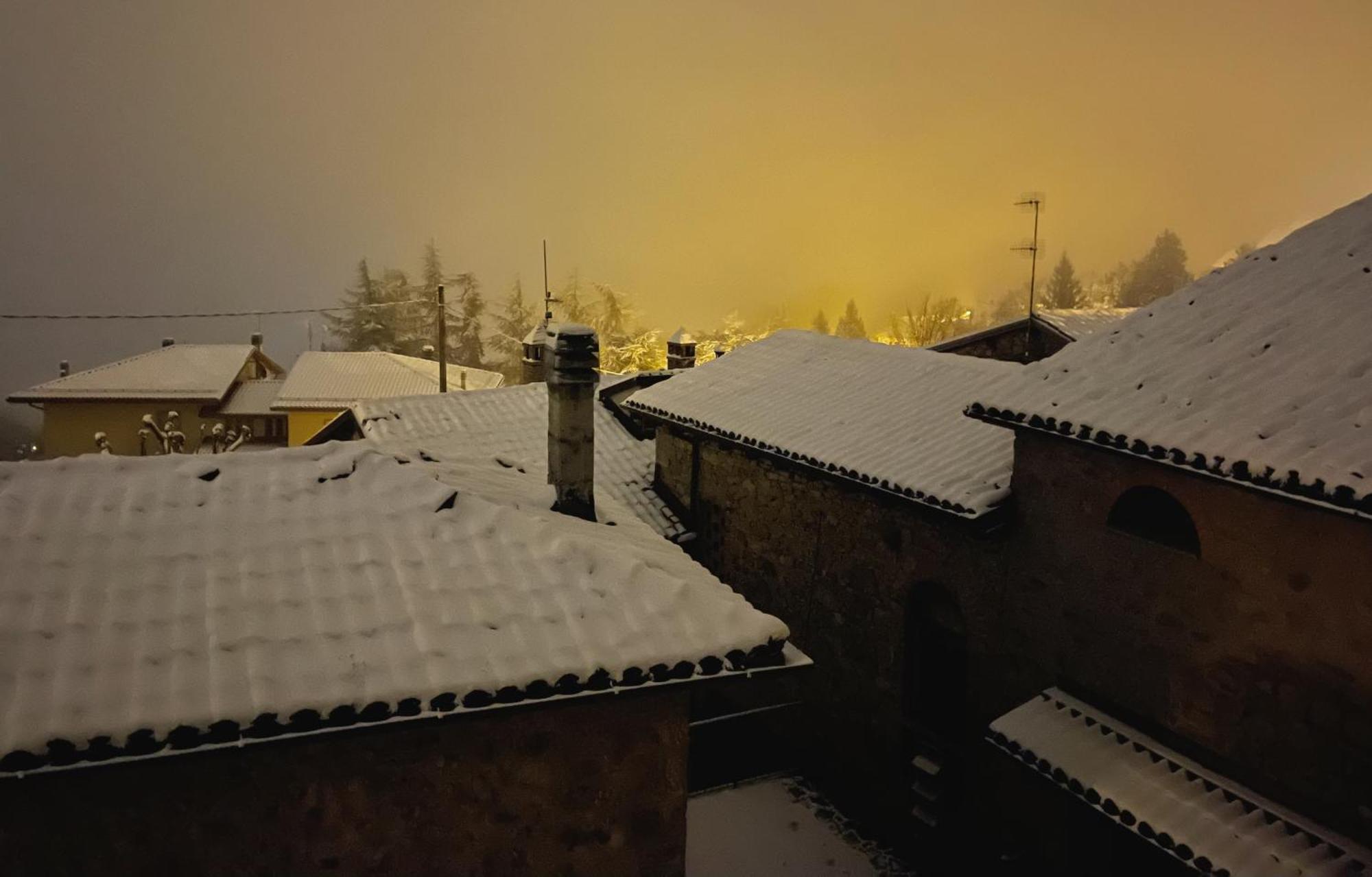 Mazzetti Country House-Vita In Campagna Con Giardino Vimignano-Chiesa Екстер'єр фото